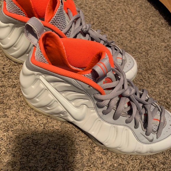 Nike Air Foamposite Pro Pure Platinum (GS) - Picture 3 of 4